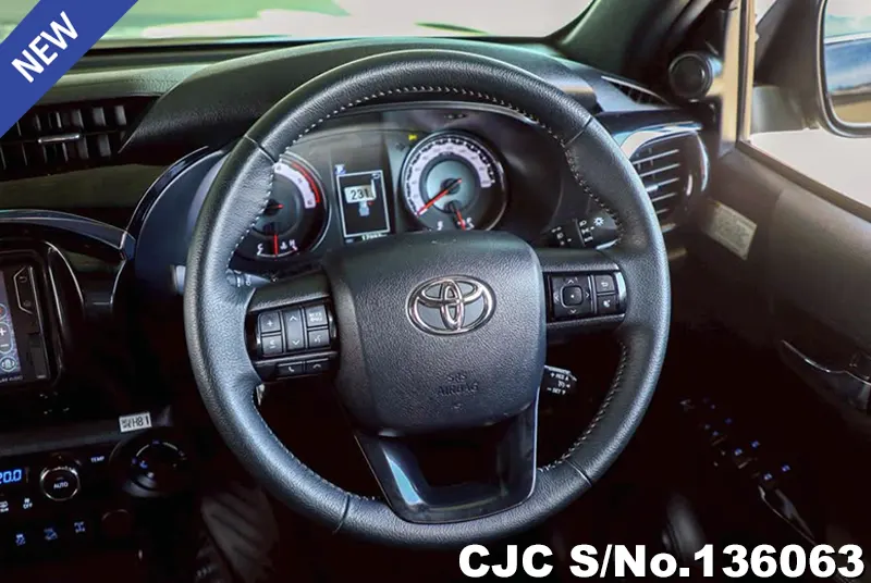 2020 Toyota / Hilux / Revo Rocco Stock No. 136063