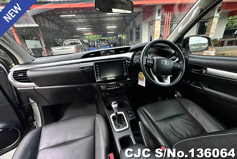 2021 Toyota / Hilux / Revo Stock No. 136064