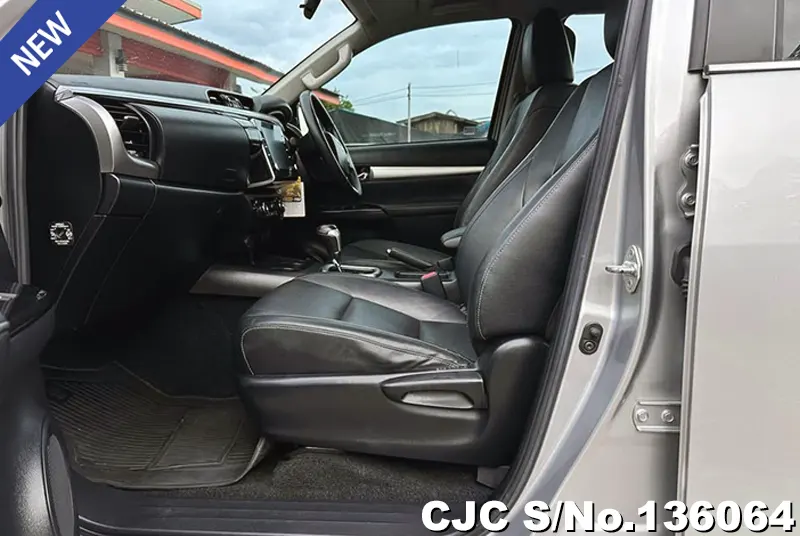 2021 Toyota / Hilux / Revo Stock No. 136064