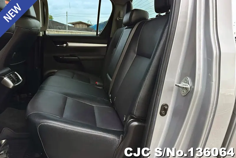 2021 Toyota / Hilux / Revo Stock No. 136064