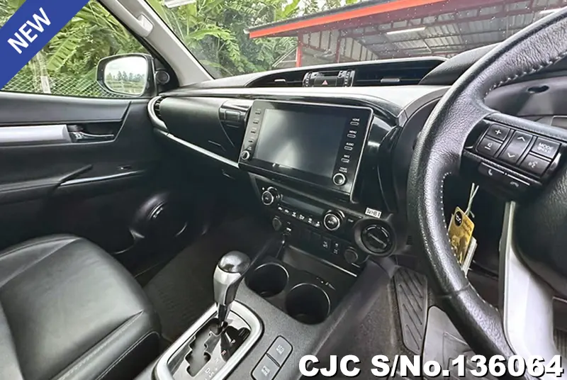2021 Toyota / Hilux / Revo Stock No. 136064