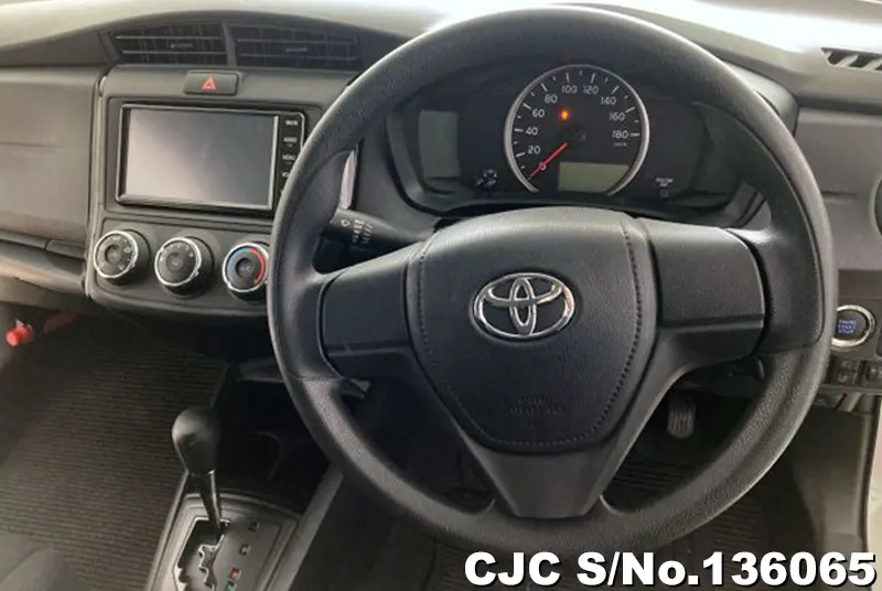 2021 Toyota / Corolla Axio Stock No. 136065