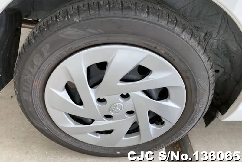2021 Toyota / Corolla Axio Stock No. 136065