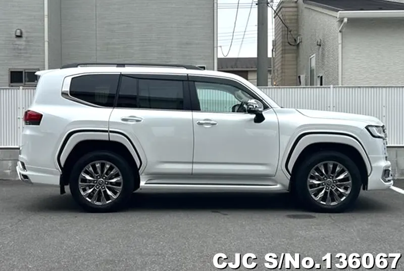 2025 Toyota / Land Cruiser Stock No. 136067