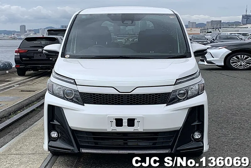 2020 Toyota / Voxy Stock No. 136069