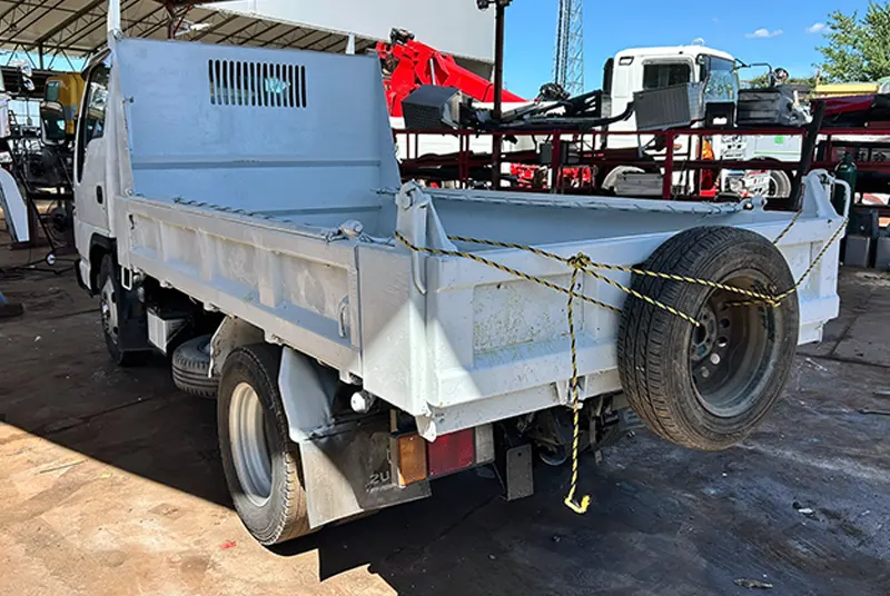 2008 Isuzu / Elf Stock No. 136070