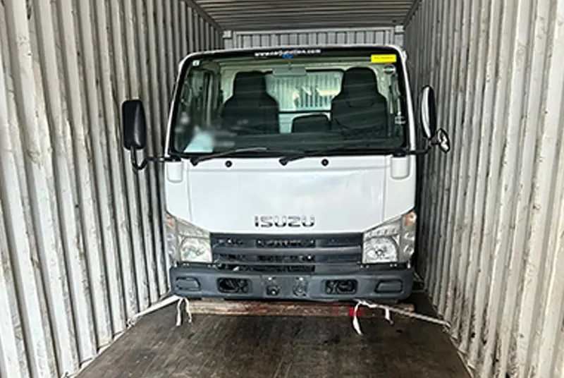2008 Isuzu / Elf Stock No. 136070