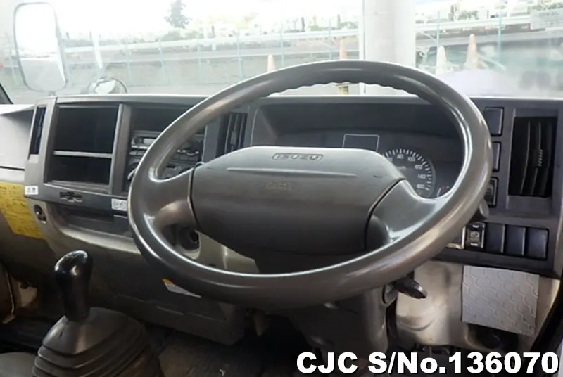2008 Isuzu / Elf Stock No. 136070