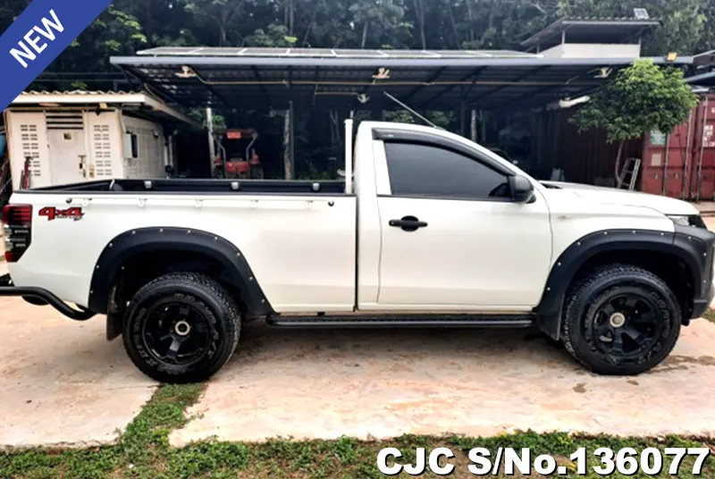 2023 Mitsubishi / Triton Stock No. 136077
