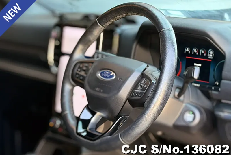 2022 Ford / Everest Stock No. 136082