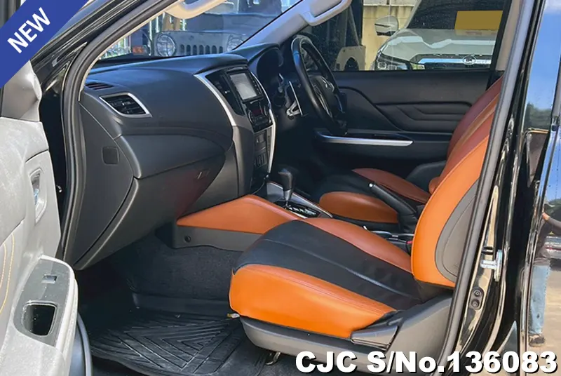 2019 Mitsubishi / Triton Stock No. 136083