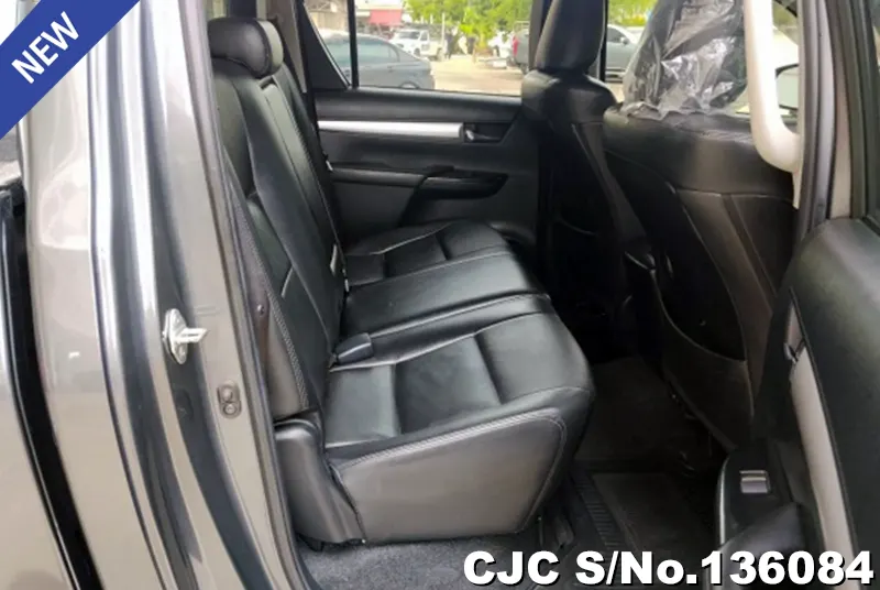 2022 Toyota / Hilux / Revo Stock No. 136084