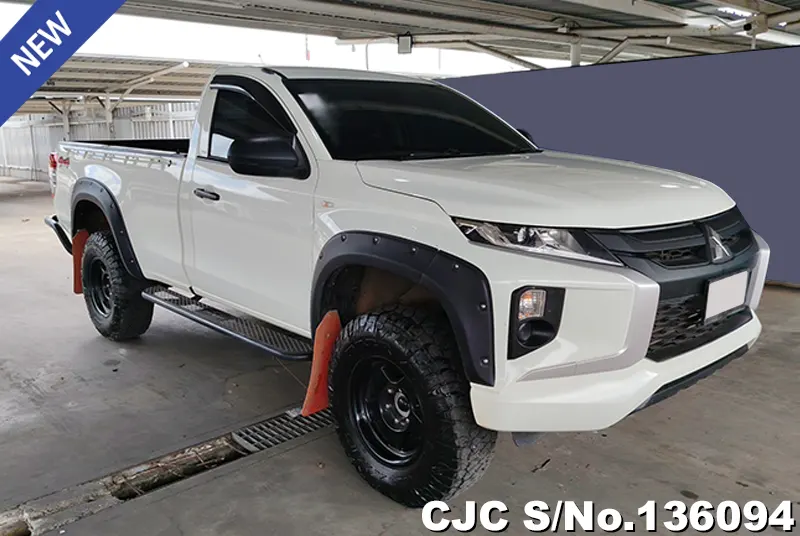 2023 Mitsubishi / Triton Stock No. 136094