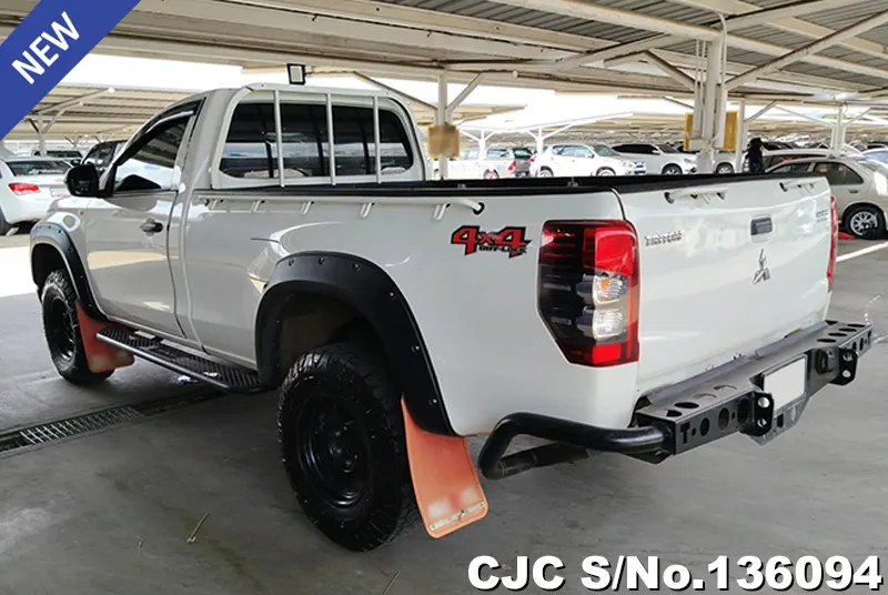 2023 Mitsubishi / Triton Stock No. 136094