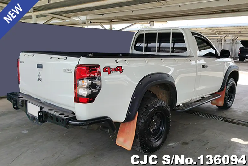 2023 Mitsubishi / Triton Stock No. 136094
