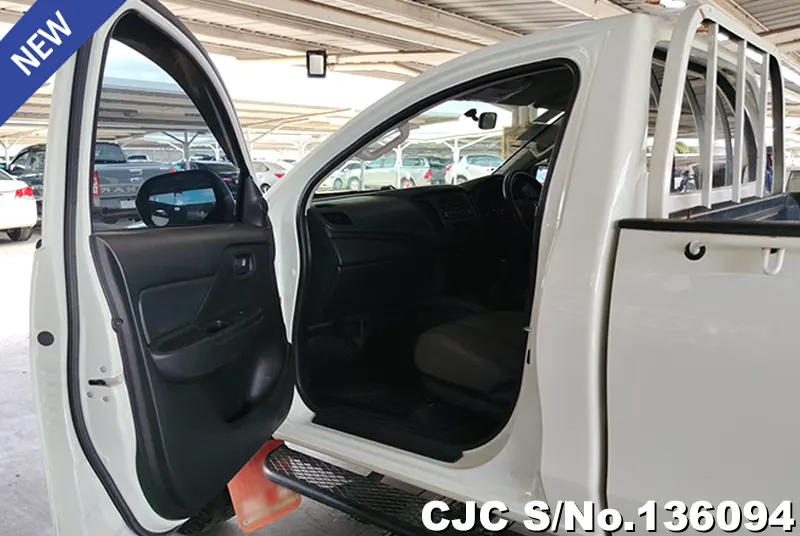 2023 Mitsubishi / Triton Stock No. 136094