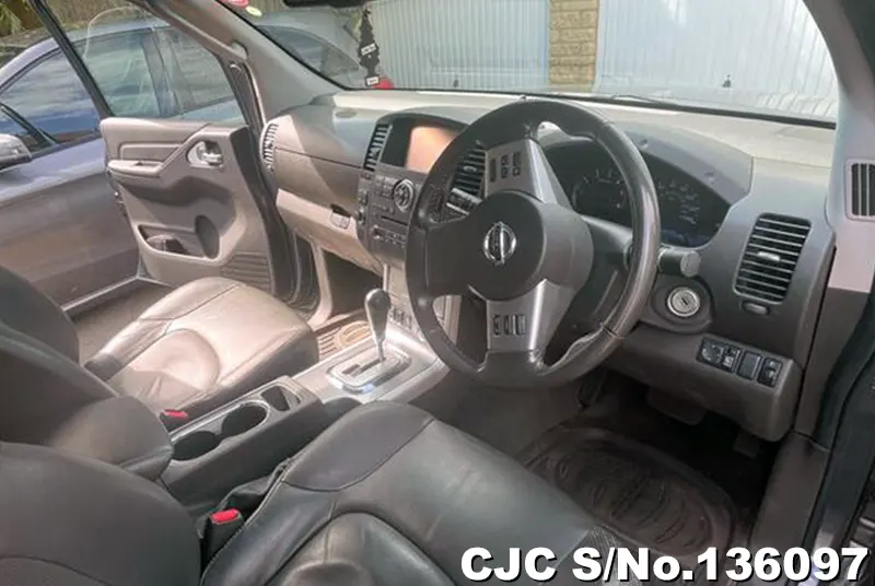 2014 Nissan / Navara Stock No. 136097