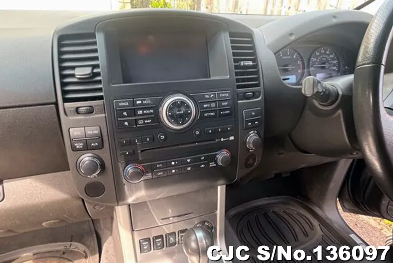 2014 Nissan / Navara Stock No. 136097