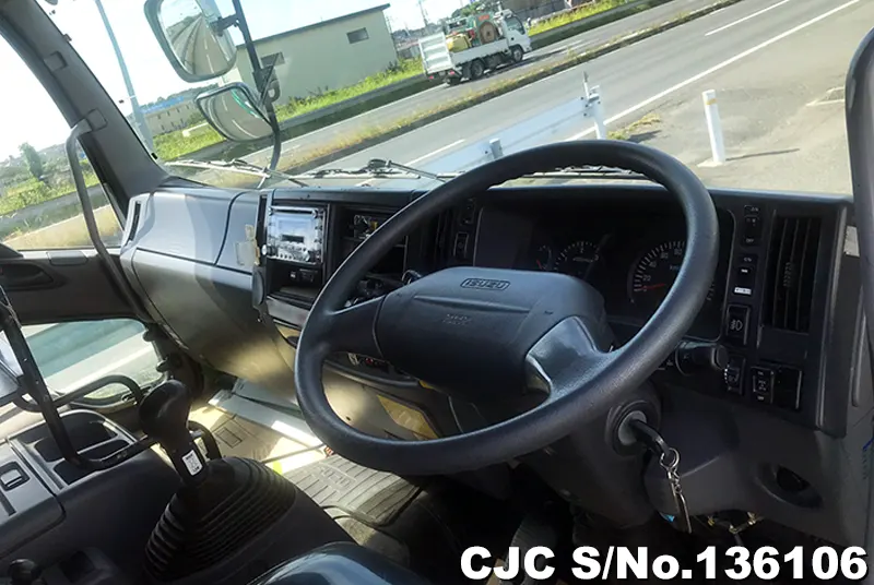 2010 Isuzu / Forward Stock No. 136106