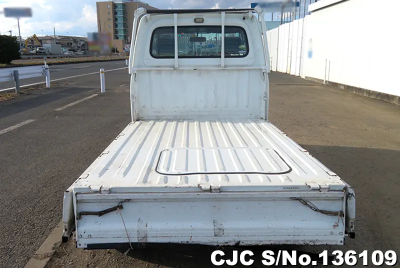 2004 Subaru / Sambar Stock No. 136109