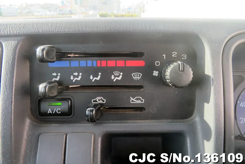 2004 Subaru / Sambar Stock No. 136109
