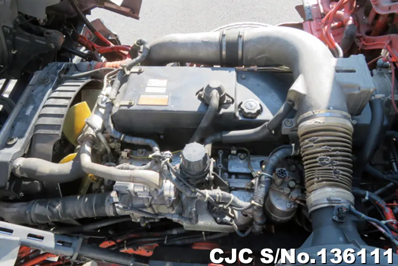 2005 Nissan / UD Stock No. 136111