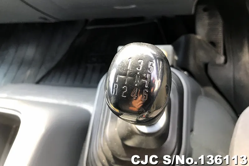 2012 Isuzu / Forward Stock No. 136113