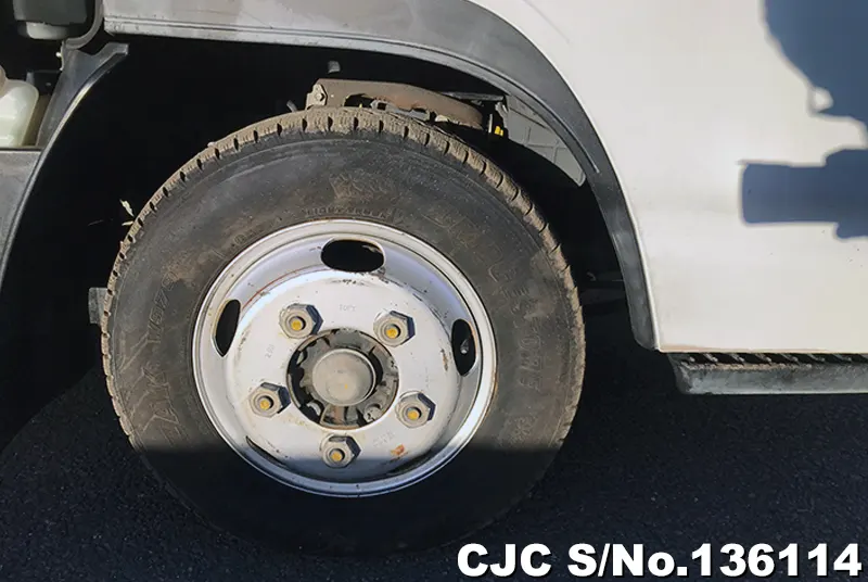 2007 Isuzu / Elf Stock No. 136114