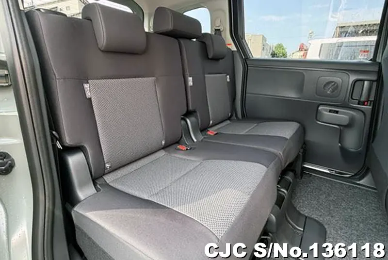 2026 Toyota / Sienta Stock No. 136118