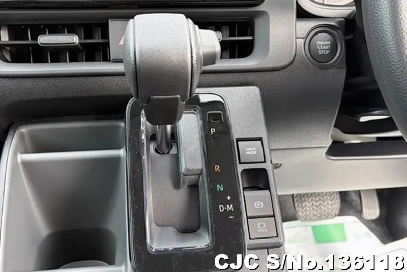 2026 Toyota / Sienta Stock No. 136118