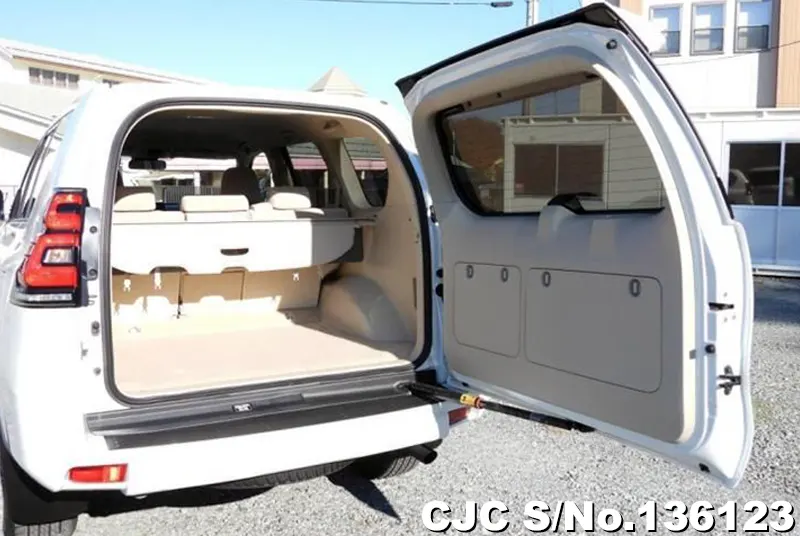 2023 Toyota / Land Cruiser Prado Stock No. 136123