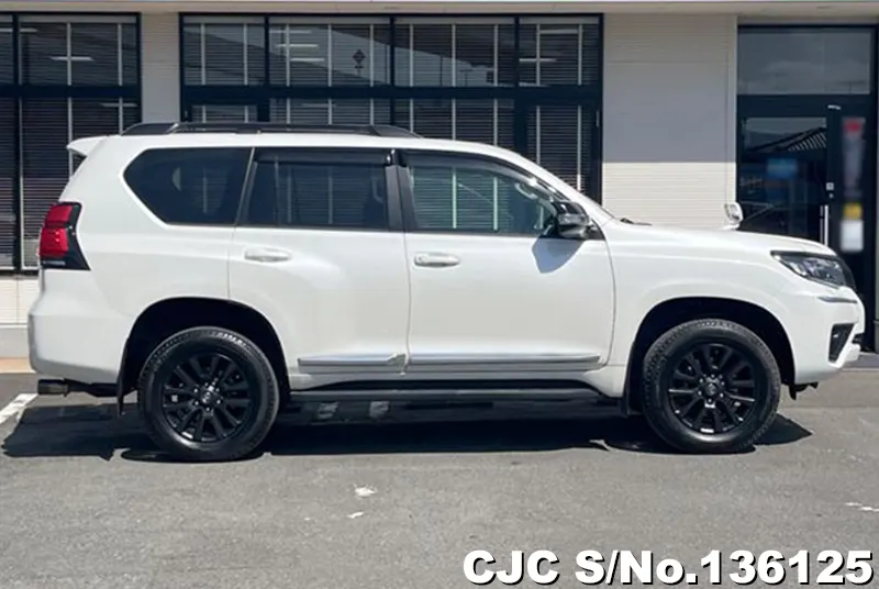 2023 Toyota / Land Cruiser Prado Stock No. 136125
