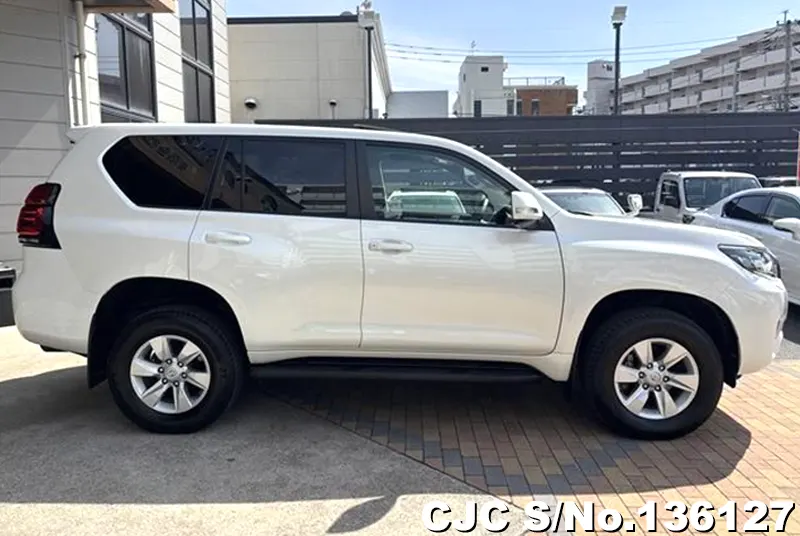 2023 Toyota / Land Cruiser Prado Stock No. 136127