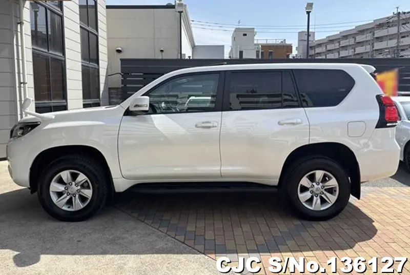 2023 Toyota / Land Cruiser Prado Stock No. 136127
