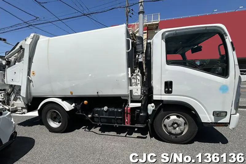 2008 Isuzu / Elf Stock No. 136136