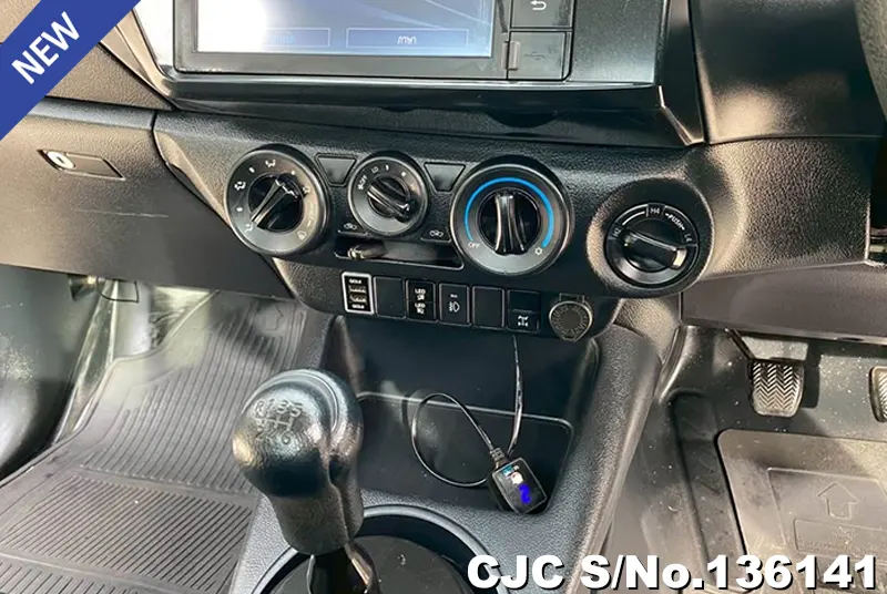 2021 Toyota / Hilux Stock No. 136141