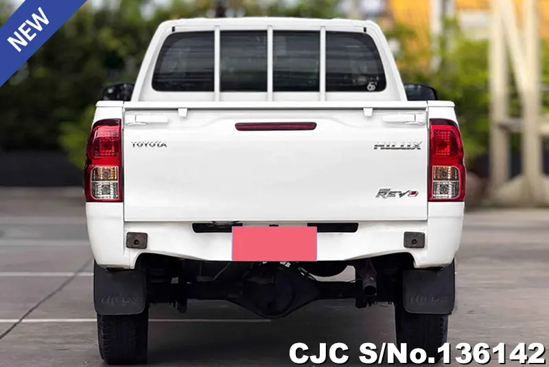 2022 Toyota / Hilux / Revo Stock No. 136142