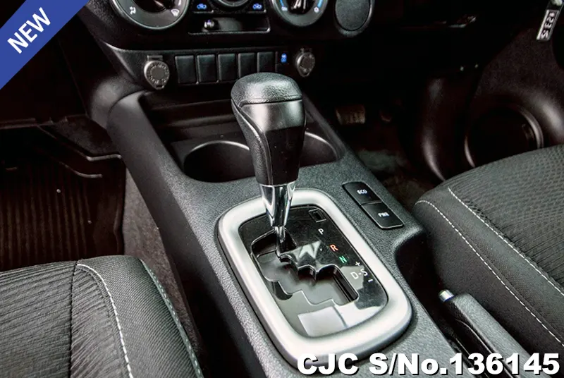2023 Toyota / Hilux / Revo Stock No. 136145