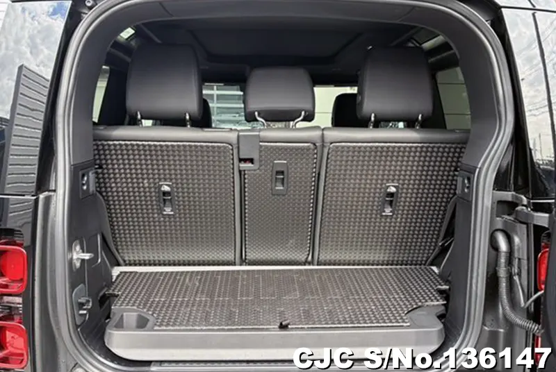 2025 Land Rover / Defender Stock No. 136147
