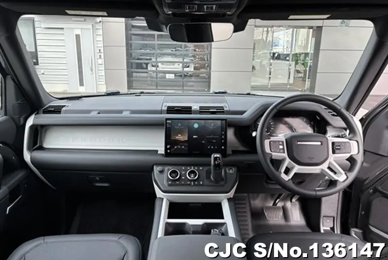 2025 Land Rover / Defender Stock No. 136147