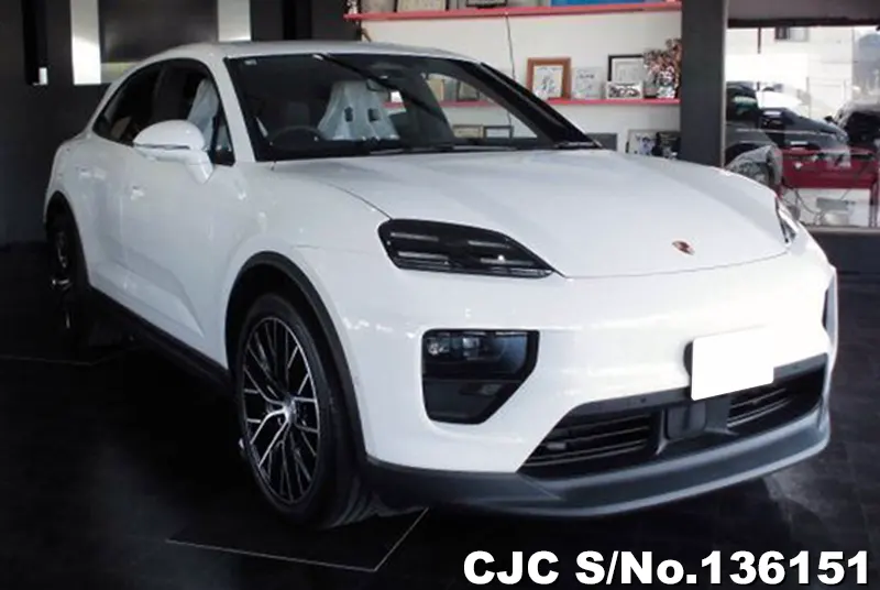 2026 Porsche / Macan Stock No. 136151