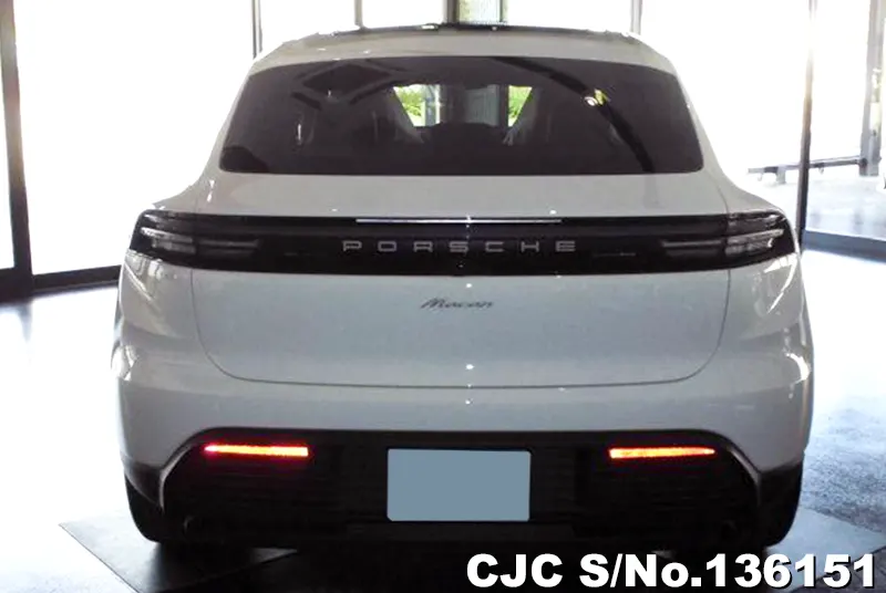 2026 Porsche / Macan Stock No. 136151