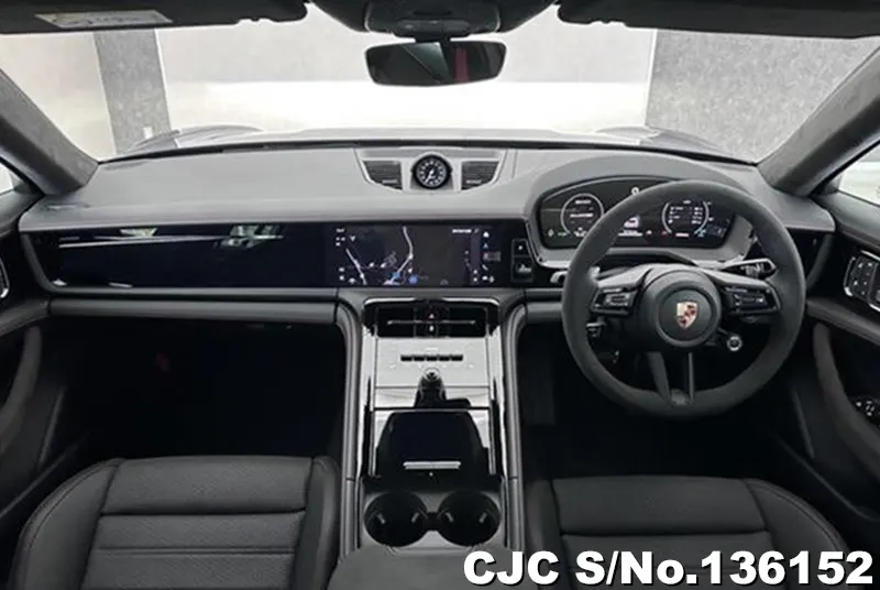 2026 Porsche / Panamera Stock No. 136152