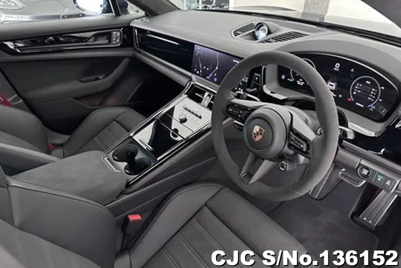 2026 Porsche / Panamera Stock No. 136152