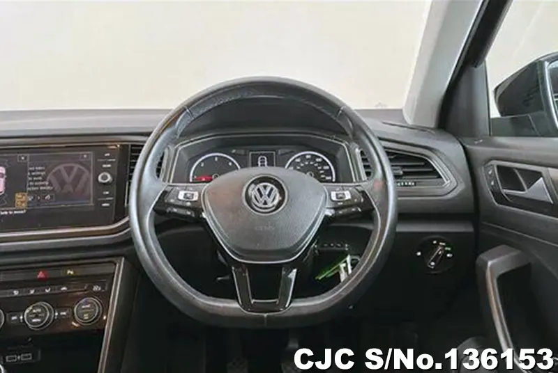 2019 Volkswagen / T-Roc Stock No. 136153