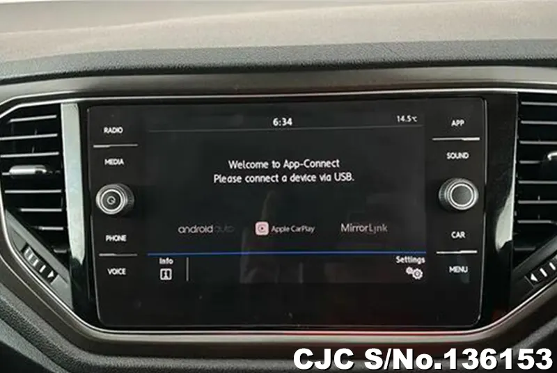 2019 Volkswagen / T-Roc Stock No. 136153