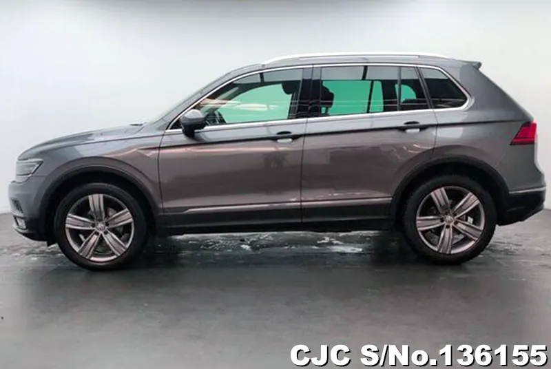 2017 Volkswagen / Tiguan Stock No. 136155