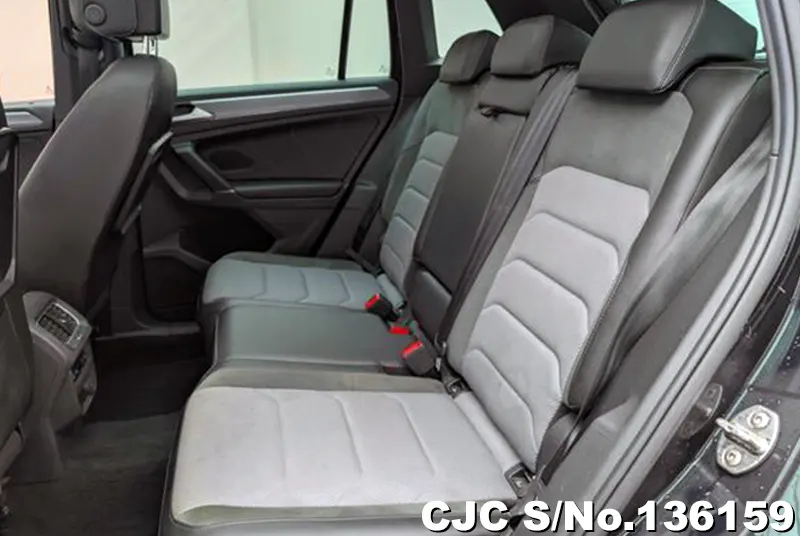 2017 Volkswagen / Tiguan Stock No. 136159