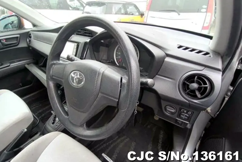 2016 Toyota / Corolla Axio Stock No. 136161