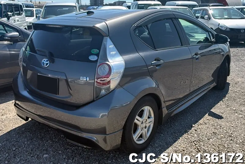 Toyota Aqua in Gray for Sale Image 1